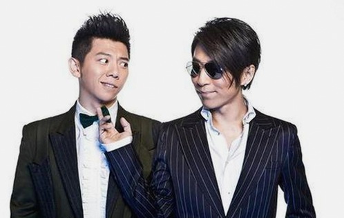 娱乐圈大瓜连连：明星背后那些你不知道的秘密